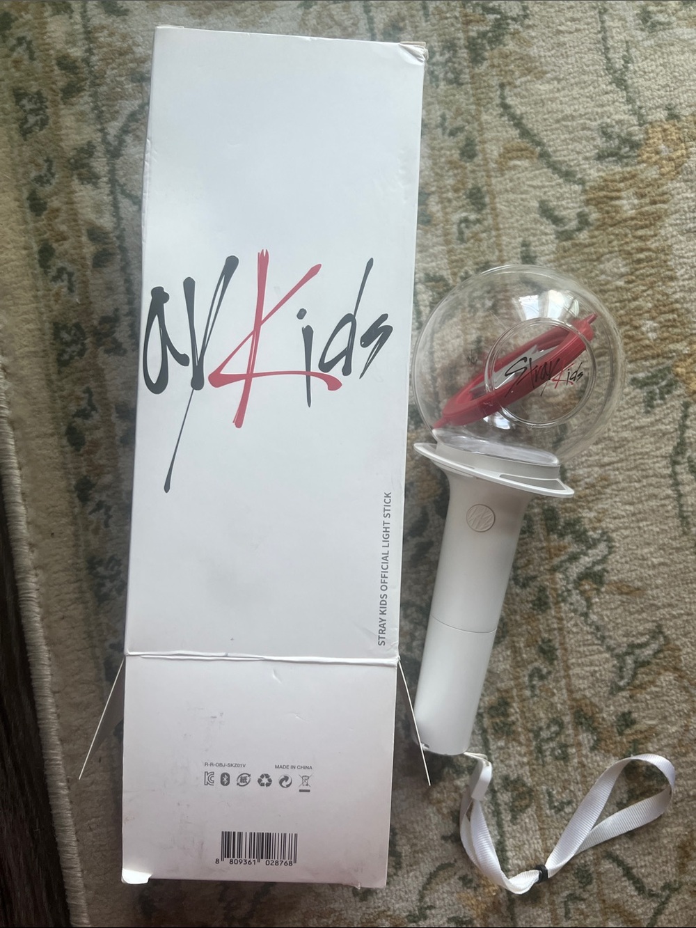 Official stray kids STAY Light Stick - White with Red Accent